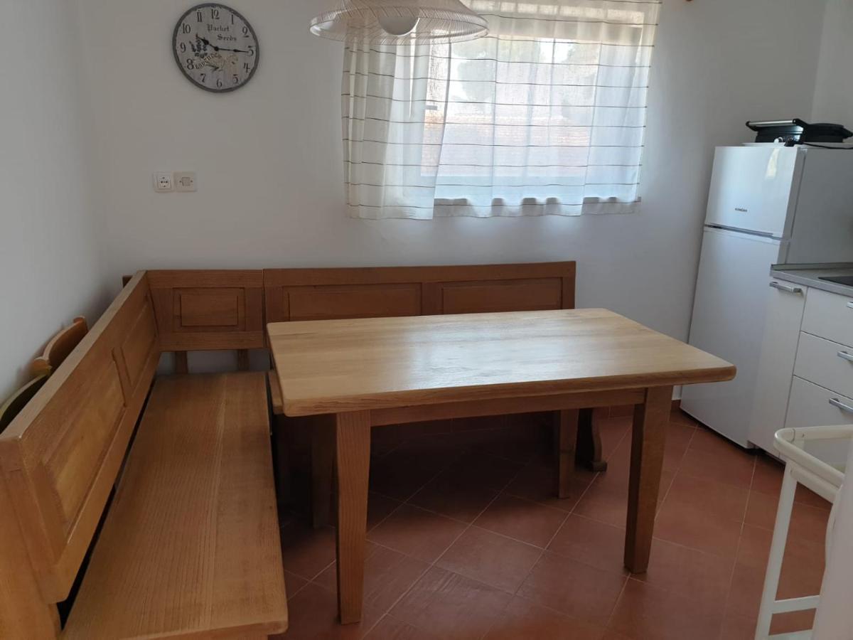 Apartman David ตรีบูนย์ ภายนอก รูปภาพ